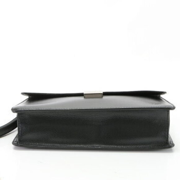 Louis Vuitton Taiga Selenga leather clutch Shoulder bag - Picture 7 of 12